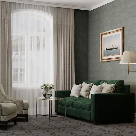 Victoria 4*