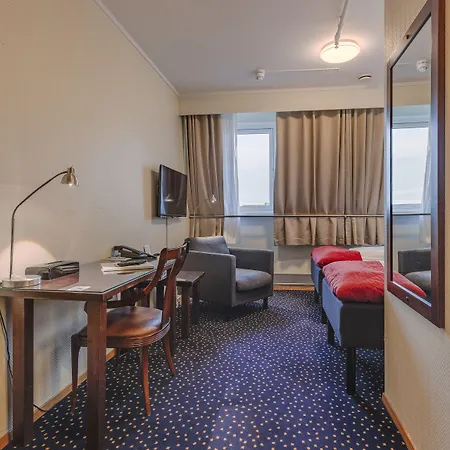 Victoria Hotel
